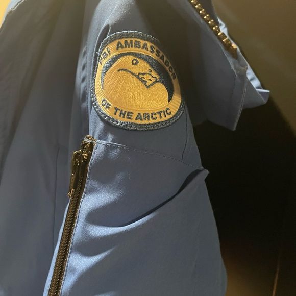 Canada Goose - Youth PBI Chilliwack Bomber Jacket - Blue - Size youth L - Picture 12 of 13